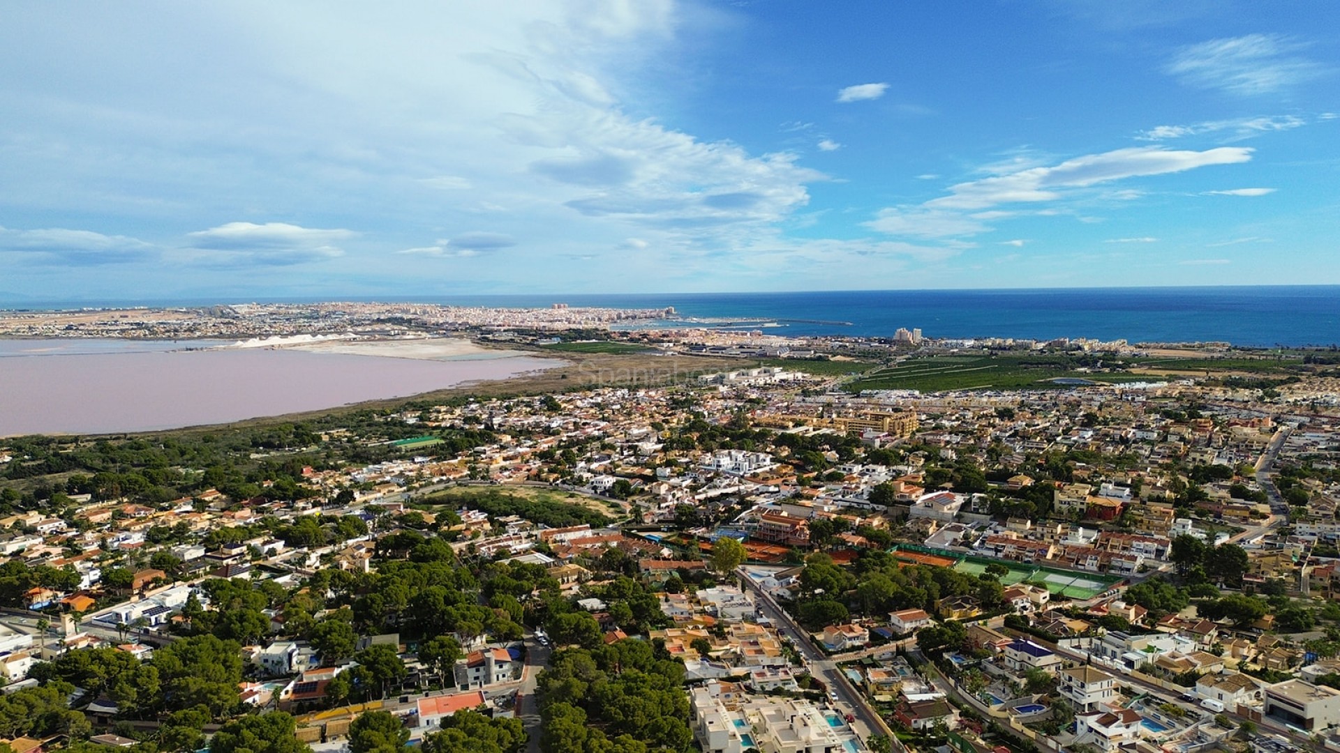 Segunda mano - Villa -
Los Balcones - Los Altos del Edén - Los Balcones