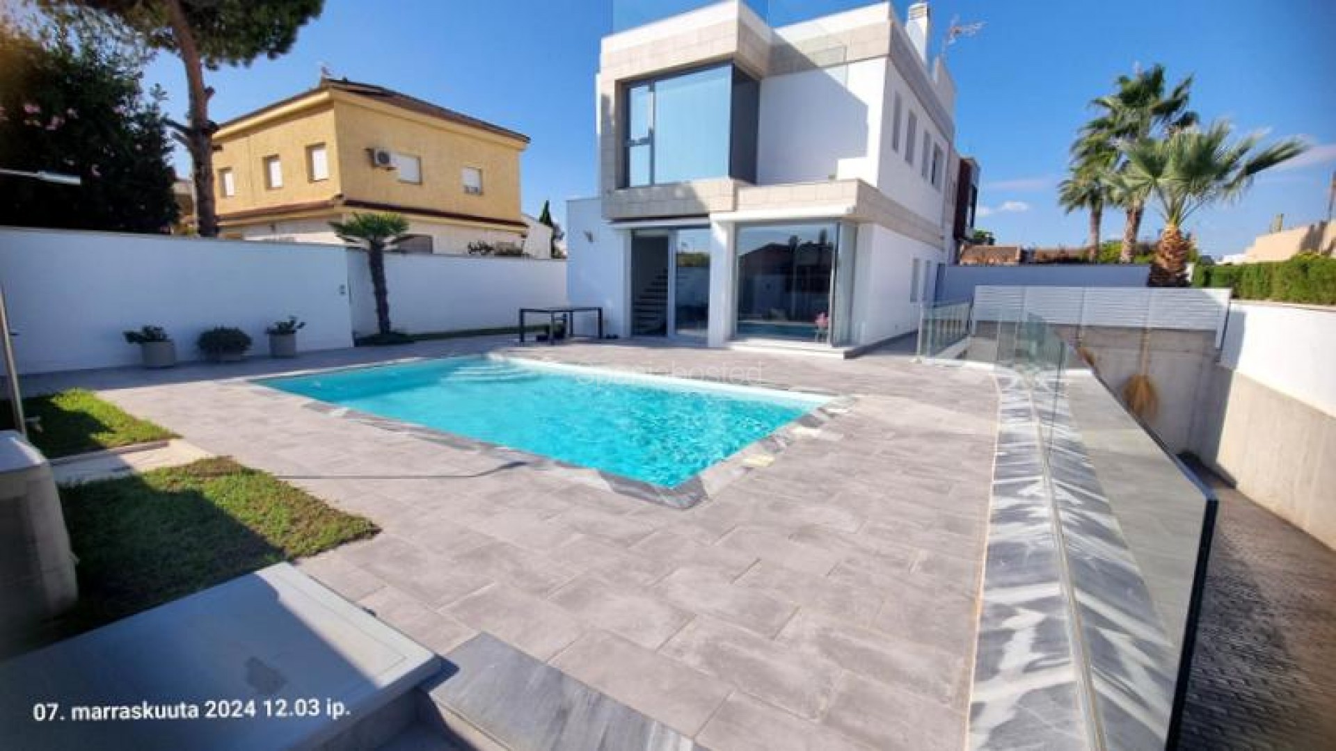 Segunda mano - Villa -
Los Balcones