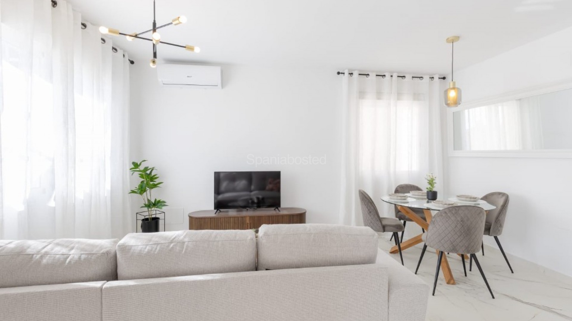 Segunda mano - Villa -
Orihuela Costa - Villamartin