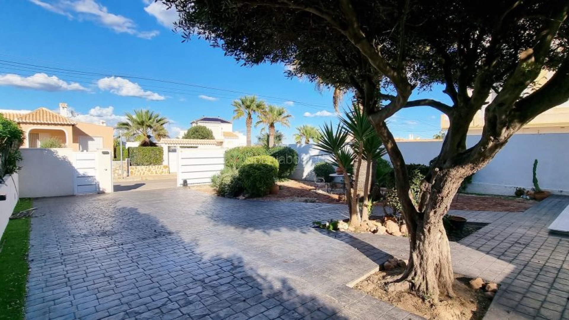 Segunda mano - Villa -
Playa Flamenca