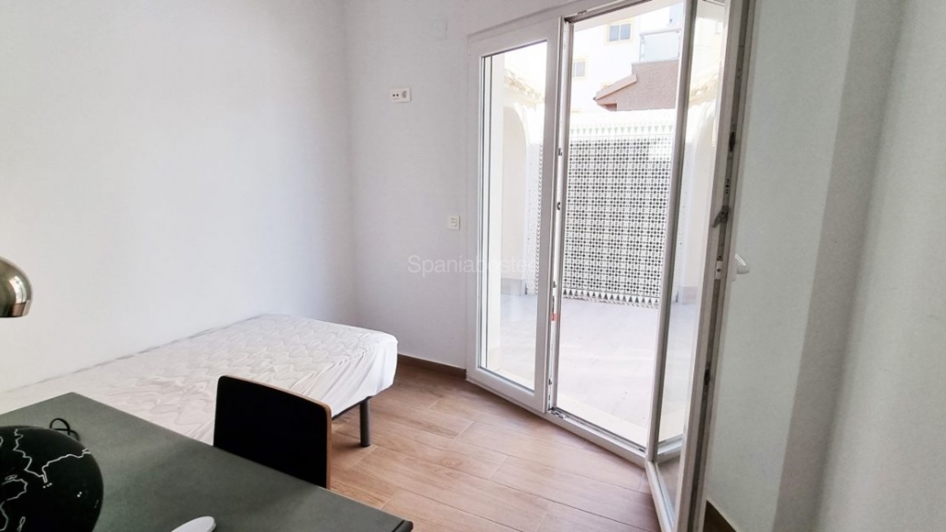 Segunda mano - Villa -
Playa Flamenca