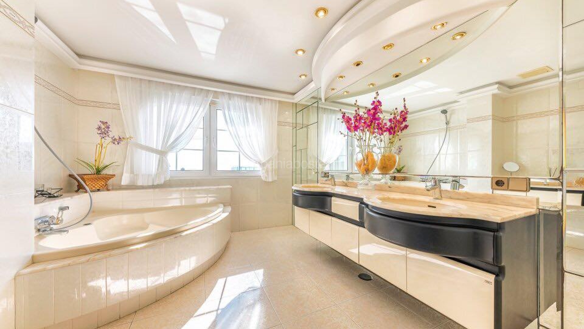 Segunda mano - Villa -
Playa San Juan