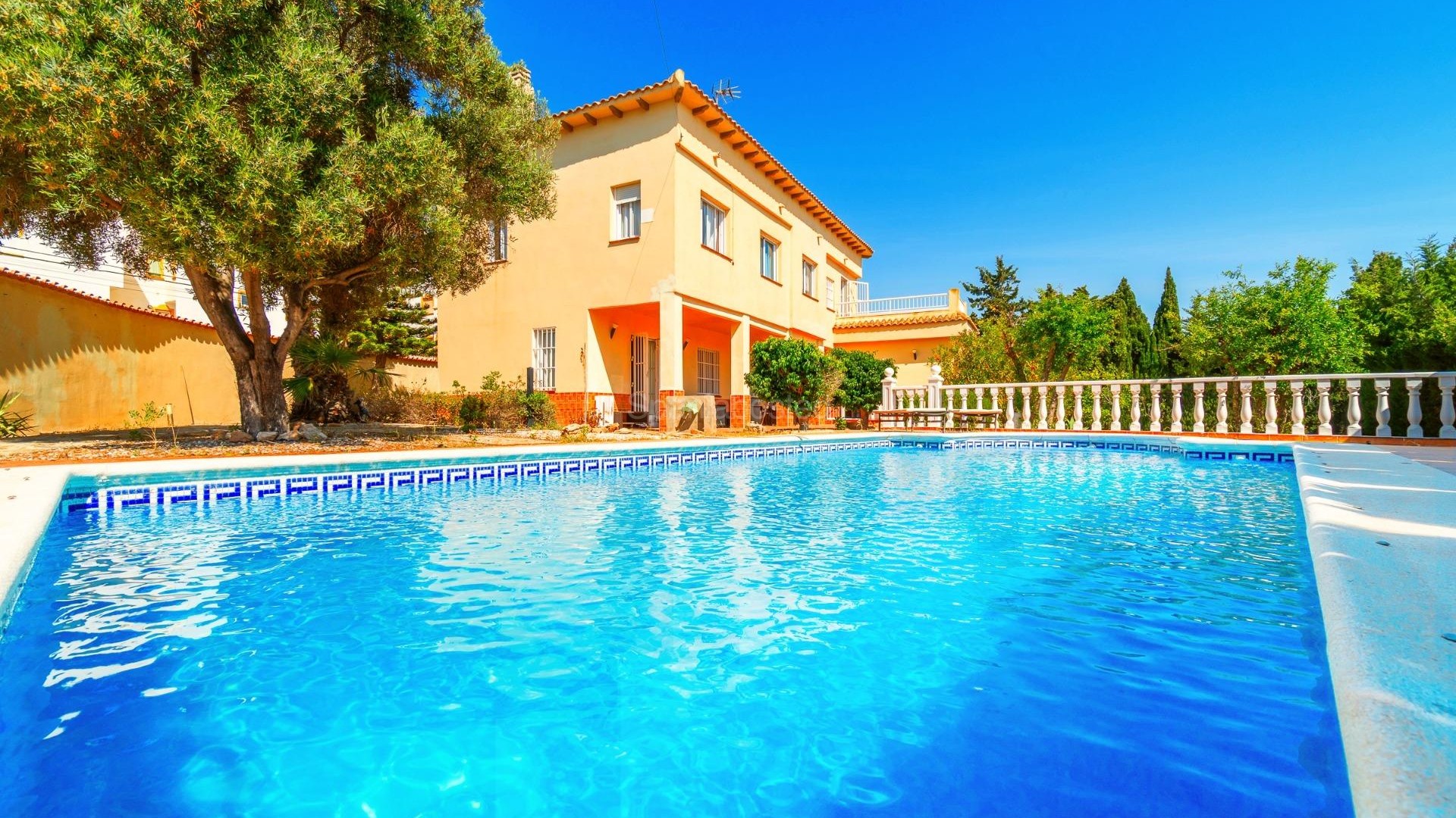 Segunda mano - Villa -
Torrevieja - La Mata