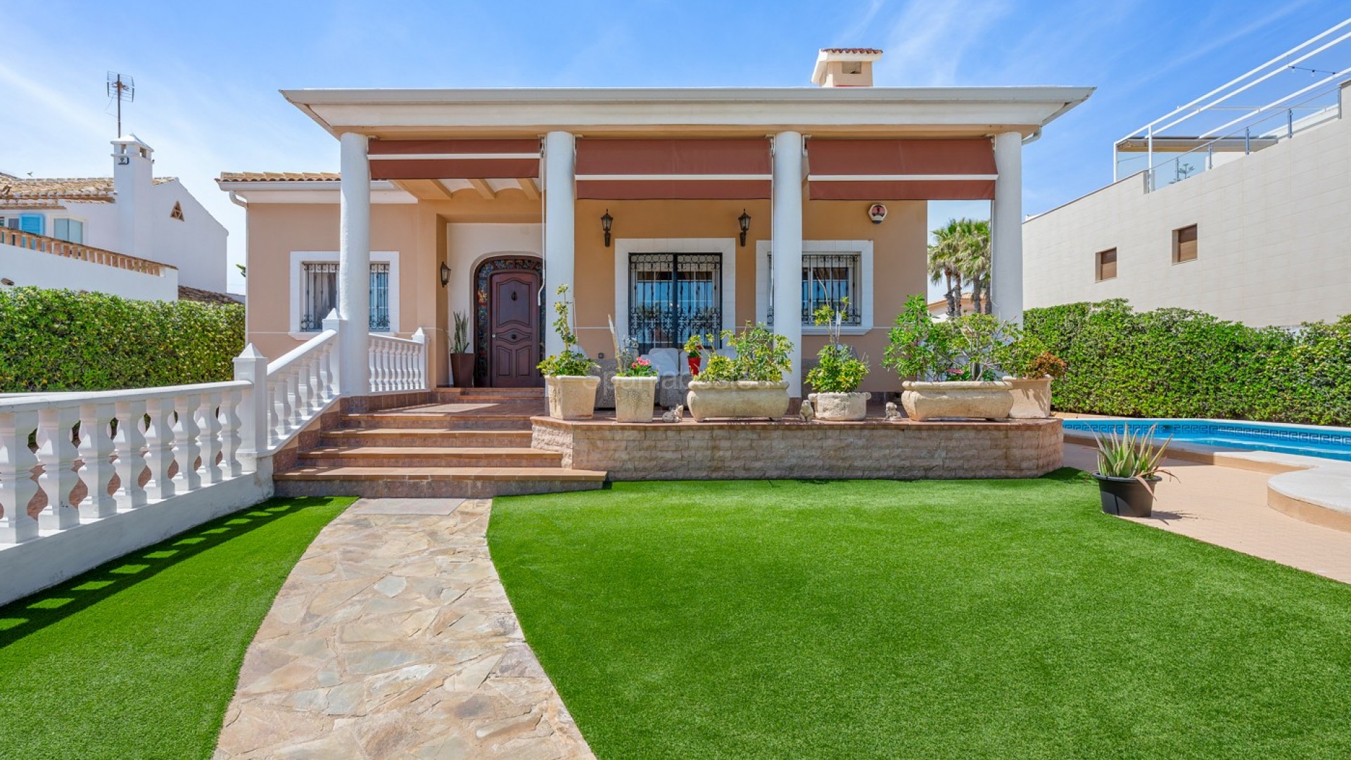 Segunda mano - Villa -
Torrevieja - La Mata