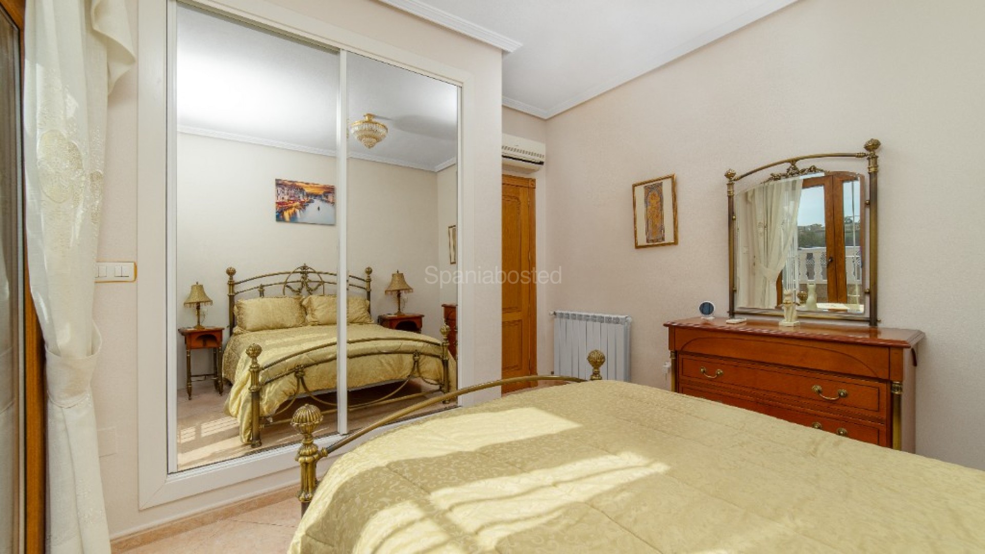 Segunda mano - Villa -
Torrevieja - Los Altos