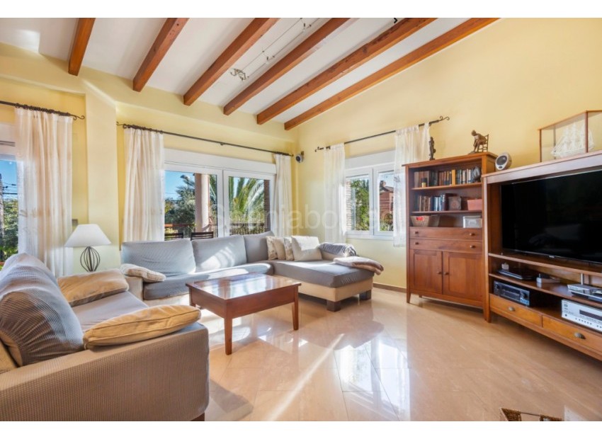 Segunda mano - Villa -
Torrevieja - Los Altos