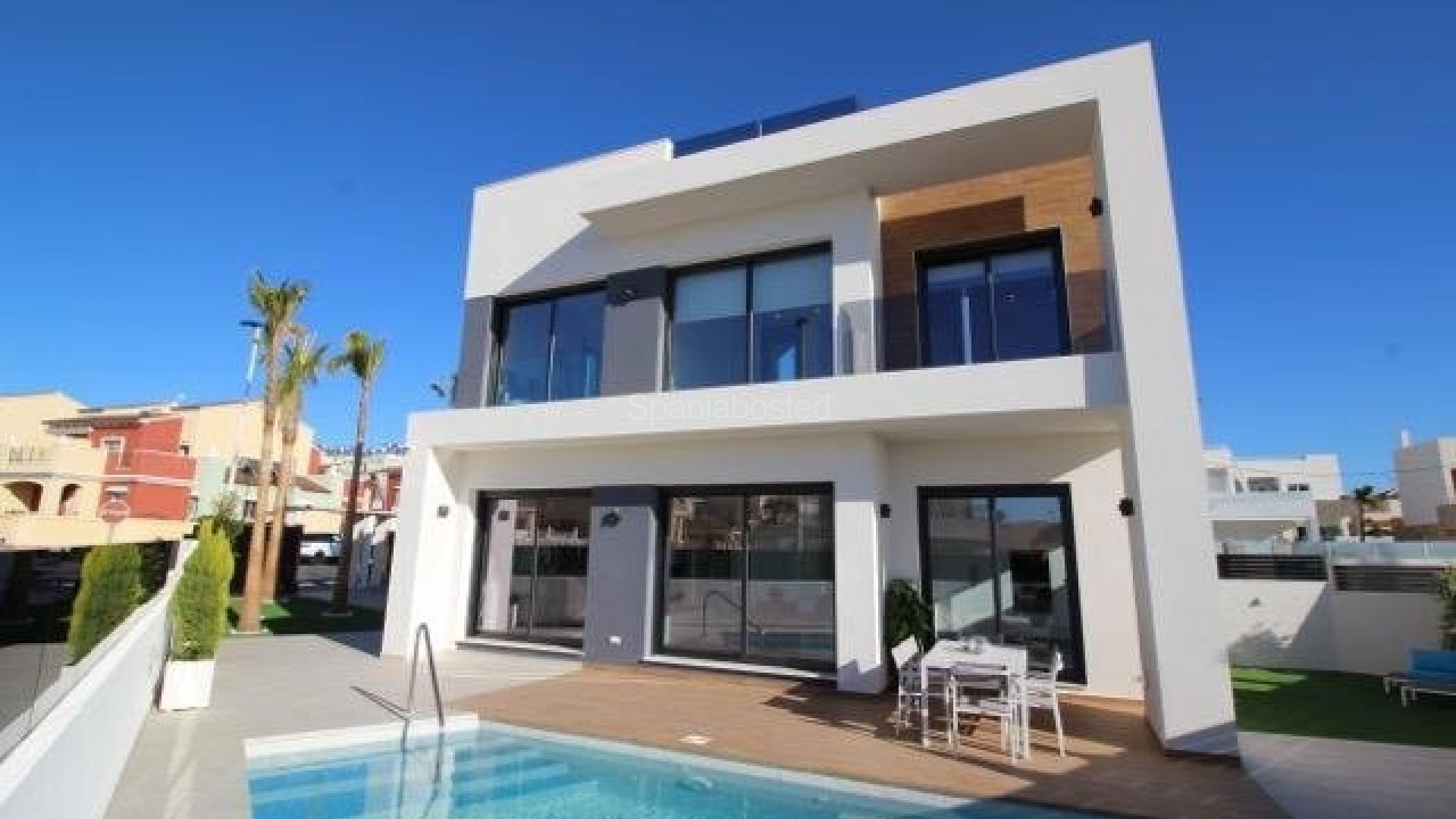 Segunda mano - Villa -
Torrevieja