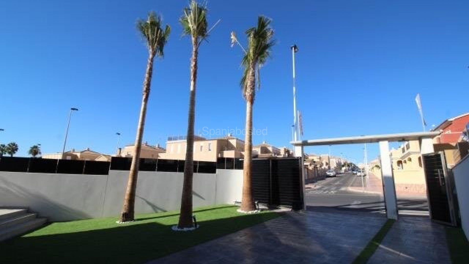 Segunda mano - Villa -
Torrevieja