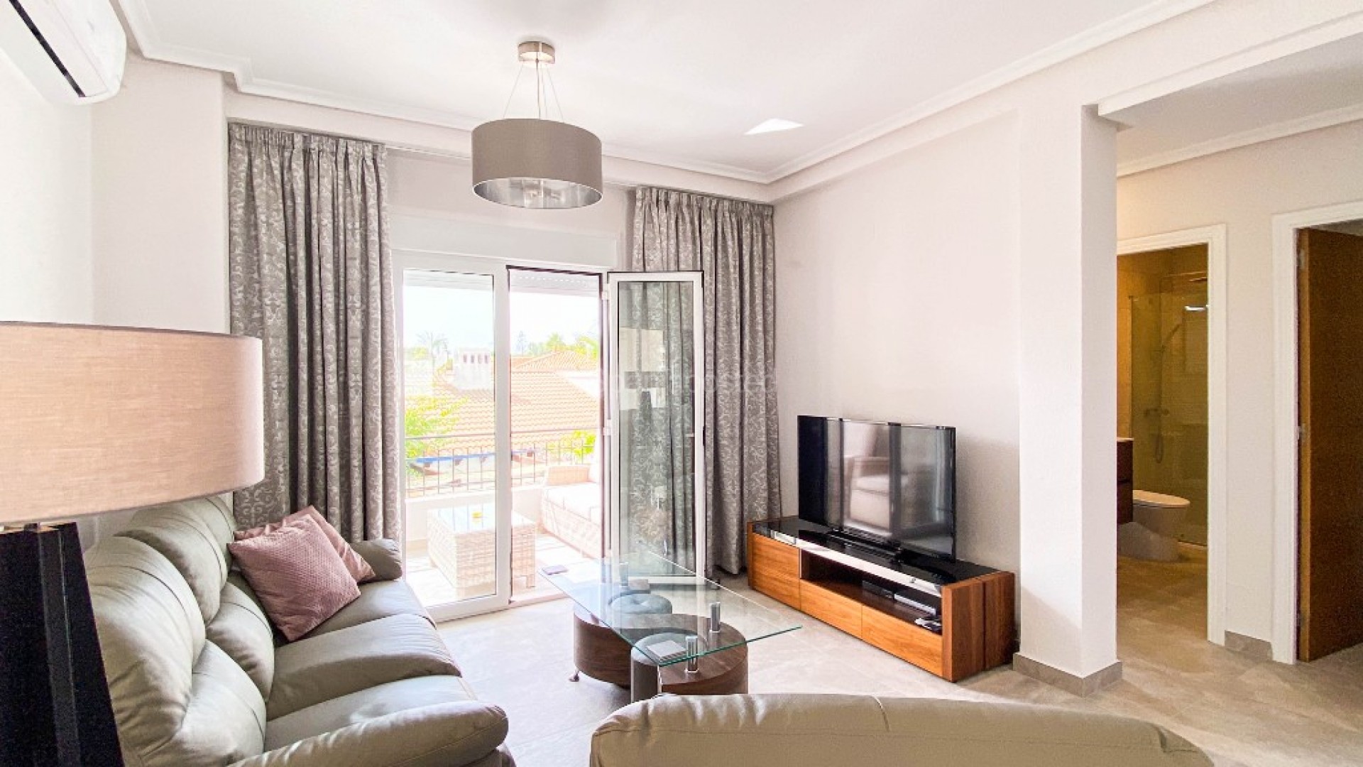 Short time rental - Apartment -
Punta Prima - Cala Dorada