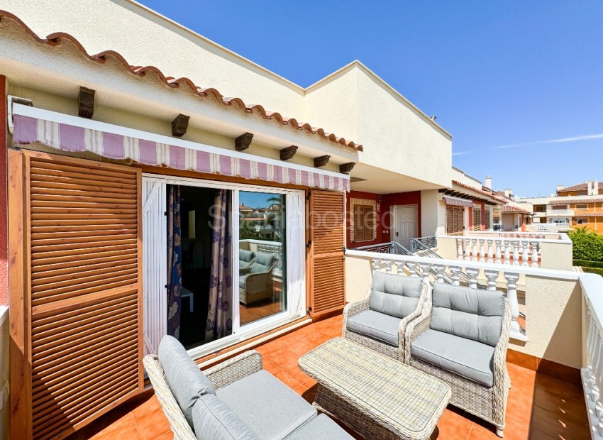 Short time rental - Leilighet -
Playa Flamenca - Zeniamar