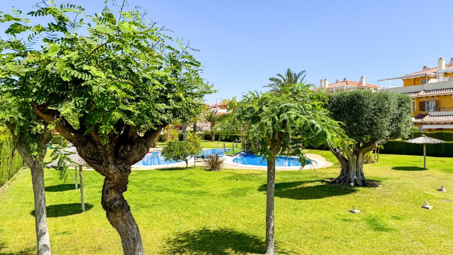 Short time rental - Leilighet -
Playa Flamenca - Zeniamar