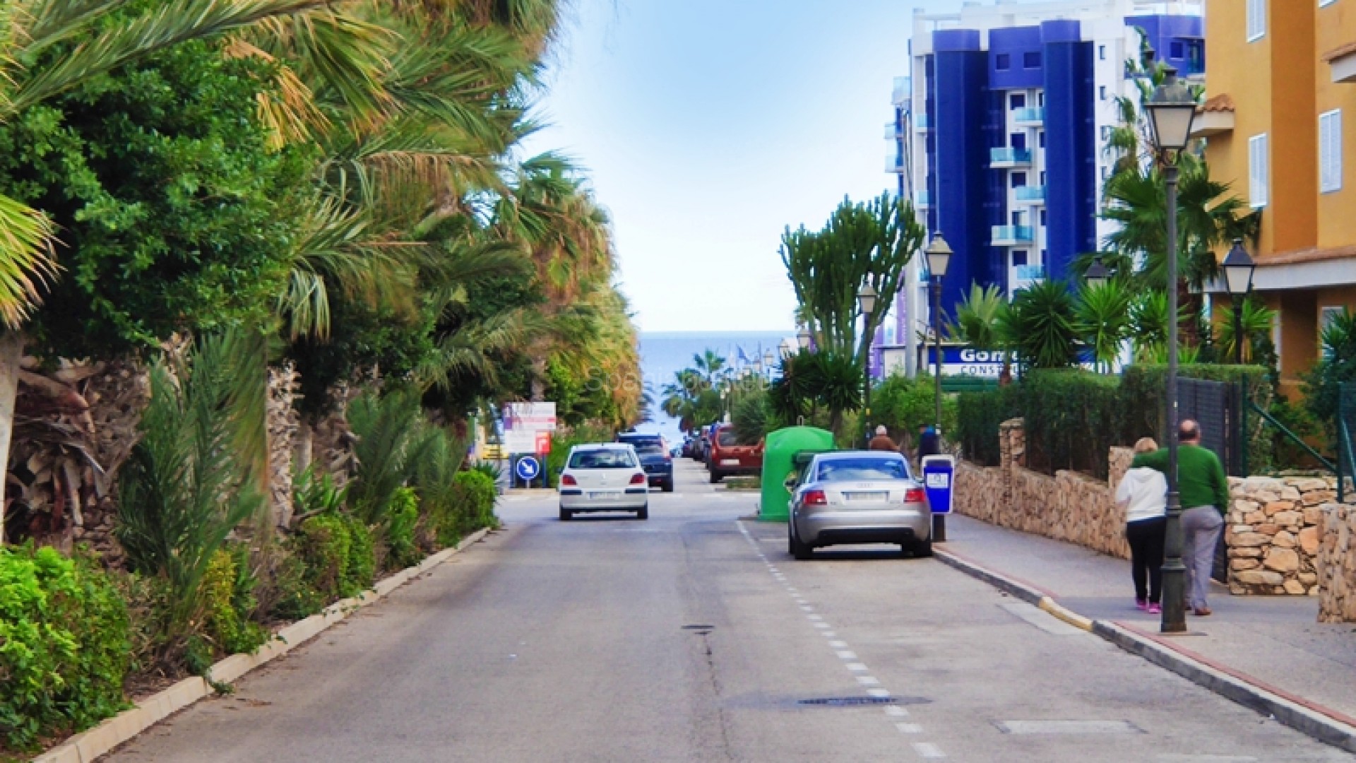 Short time rental - Leilighet -
Punta Prima