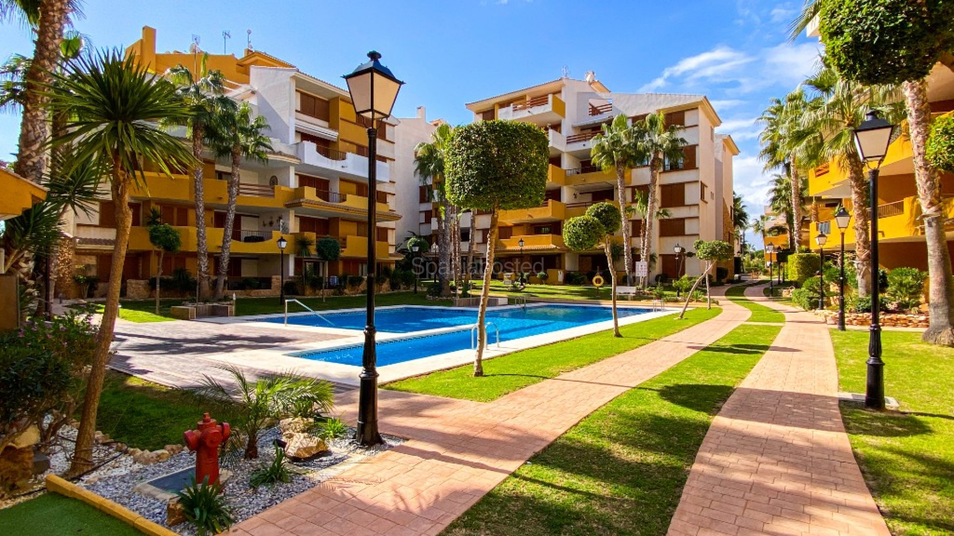 Short time rental - Leilighet -
Punta Prima