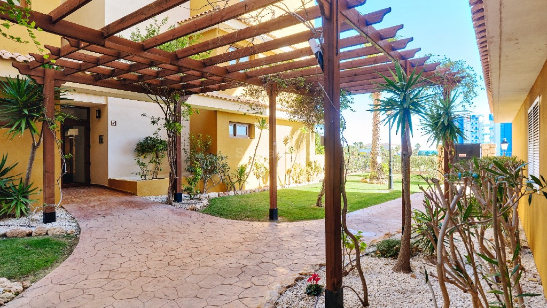 Short time rental - Leilighet -
Punta Prima