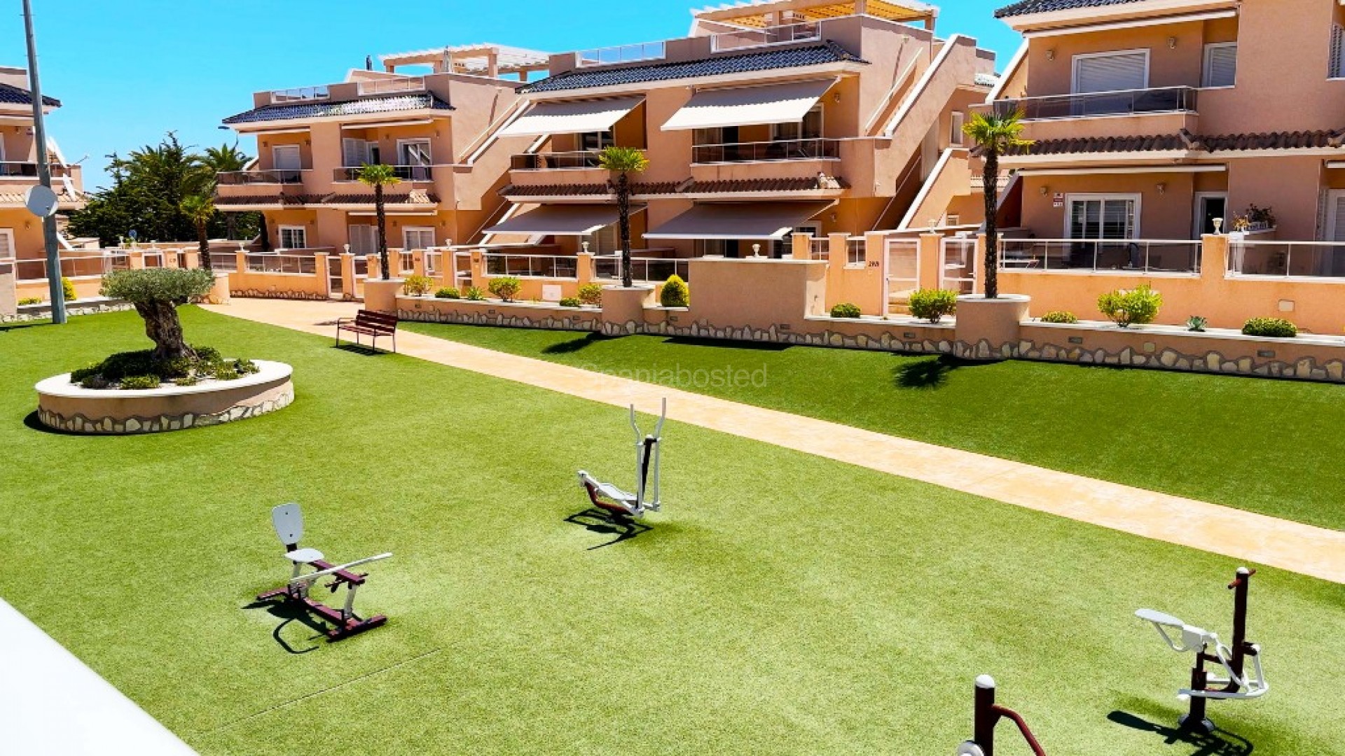 Short time rental - Leilighet -
Punta Prima