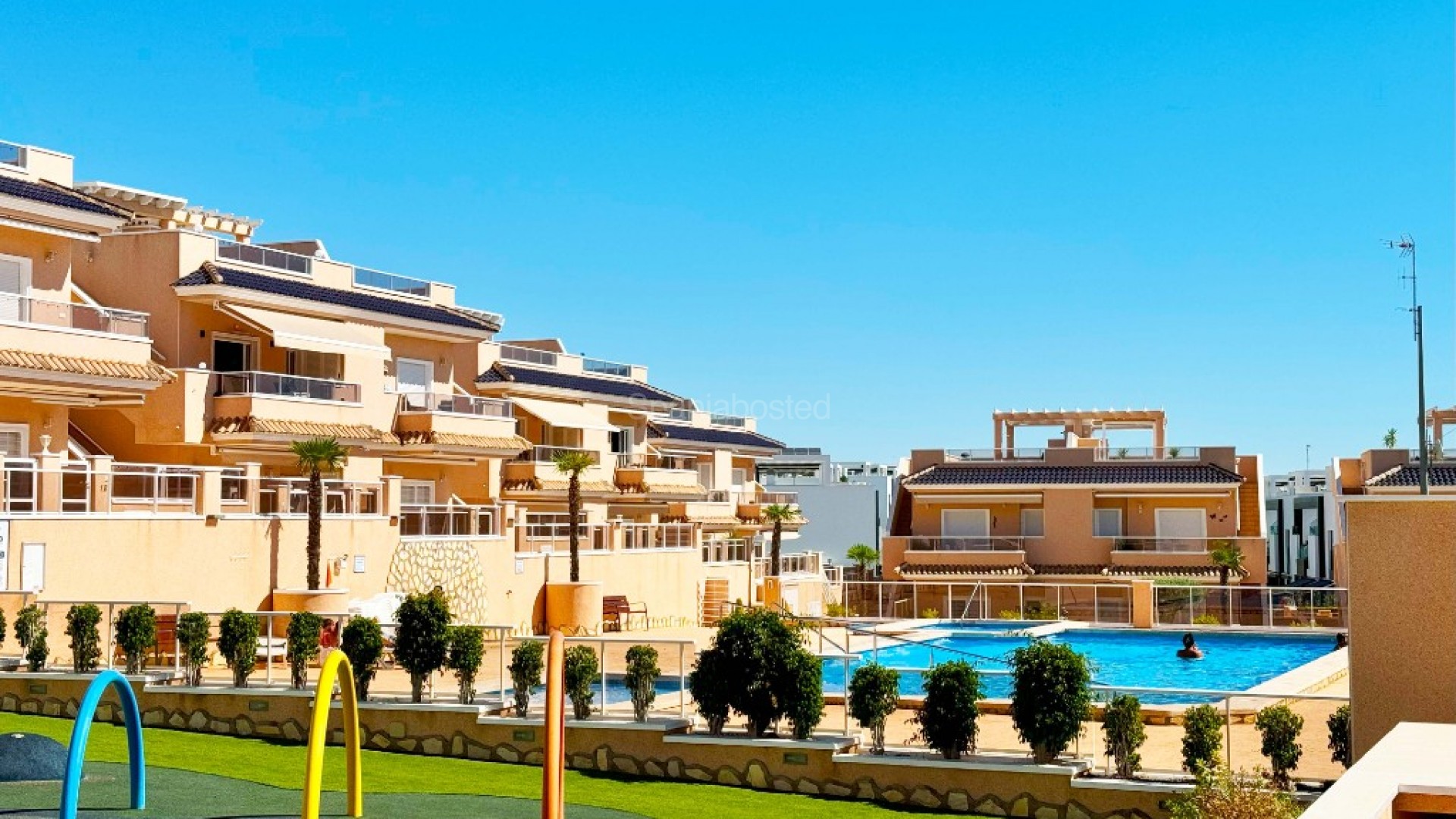 Short time rental - Leilighet -
Punta Prima