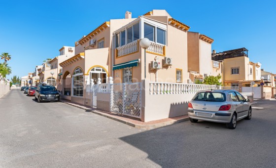 Townhouse - Resale - Orihuela Costa - SB930
