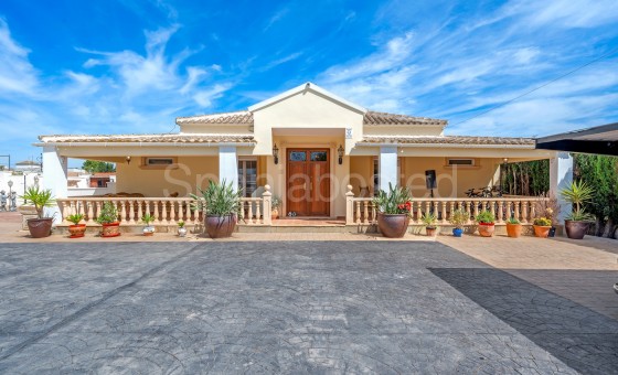 Villa - Bruktbolig - Almoradí - CB-23487
