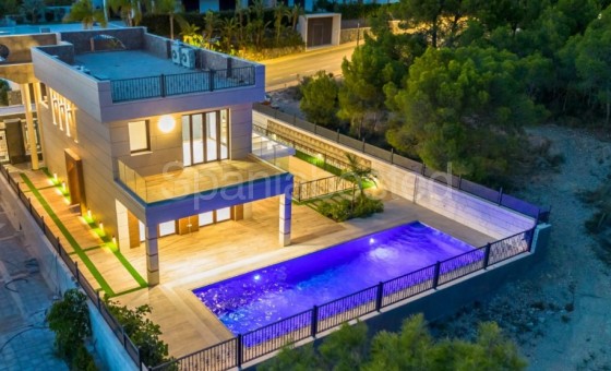 Villa - Nueva construcción  - Finestrat - Finestrat