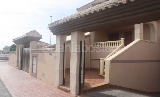 Villa - Nueva construcción  - Torrevieja - GN-30960