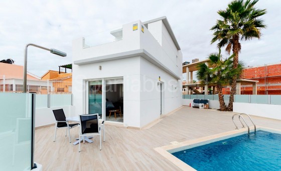 Villa - Nueva construcción  - Torrevieja - GN-53646