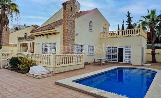 Villa - Resale - Playa Flamenca - Playa Flamenca