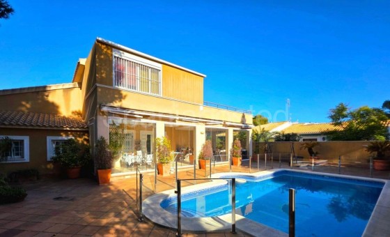 Villa - Segunda mano - Dehesa de campoamor - Campoamor