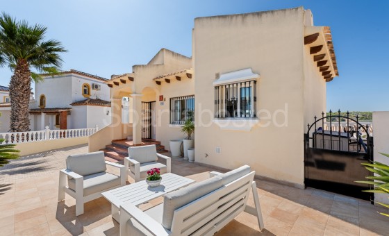 Villa - Segunda mano - Orihuela Costa - SB1000