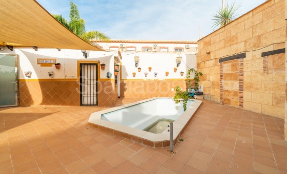 Villa - Segunda mano - Torrevieja - Los Altos